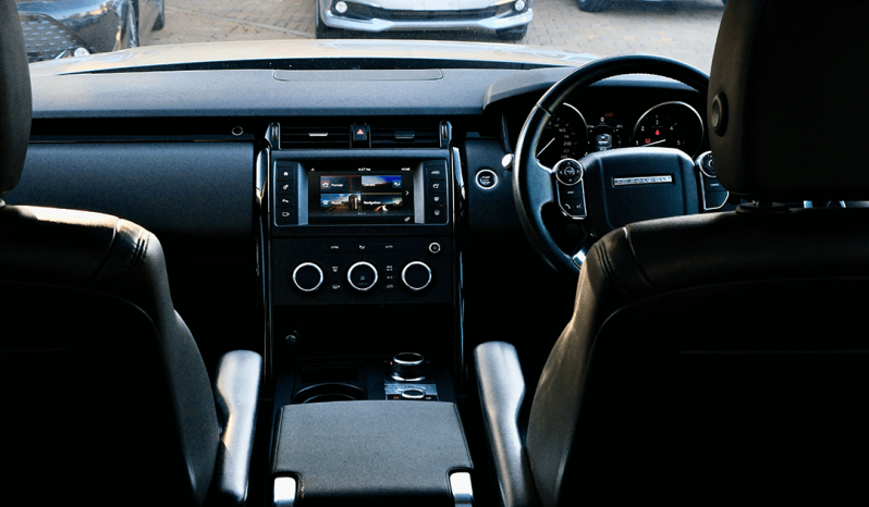 
								Land Rover Discovery 5 full									