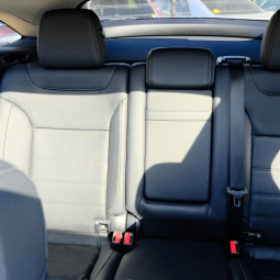 
										Mercedes-Benz GLE350d 4-Matic full									