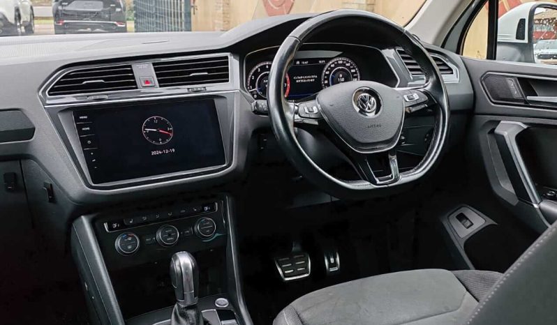 
								Volkswagen Tiguan full									