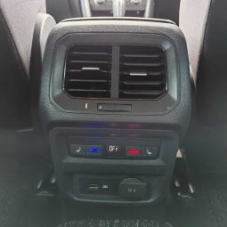 
										Volkswagen Tiguan full									
