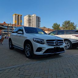 
										Mercedes-Benz GLC220D-4Matic AMG full									