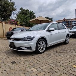 
										Volkswagen Golf full									