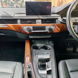 
										Audi A4 Quattro full									