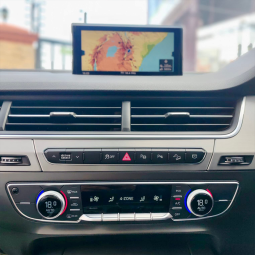 
										Audi Q7 S-Line full									