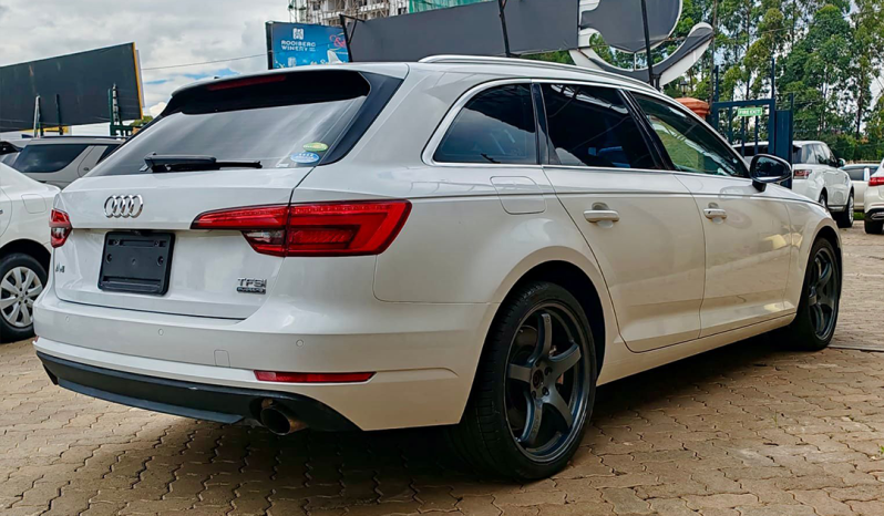 
								Audi A4 Quattro full									