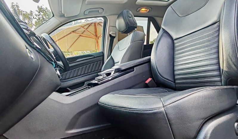 
								Mercedes Benz GLE350d AMG 4MATIC full									